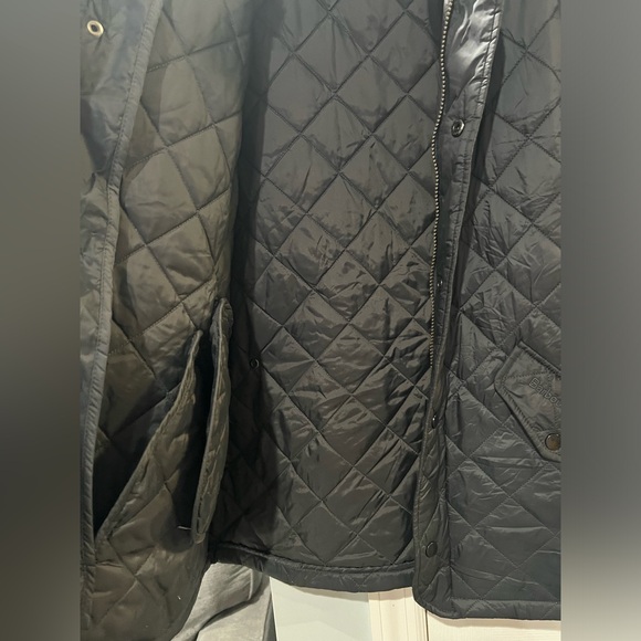 💰 Barbour Flyweight Chelsea Quilted Jacket - Picture 7 of 12